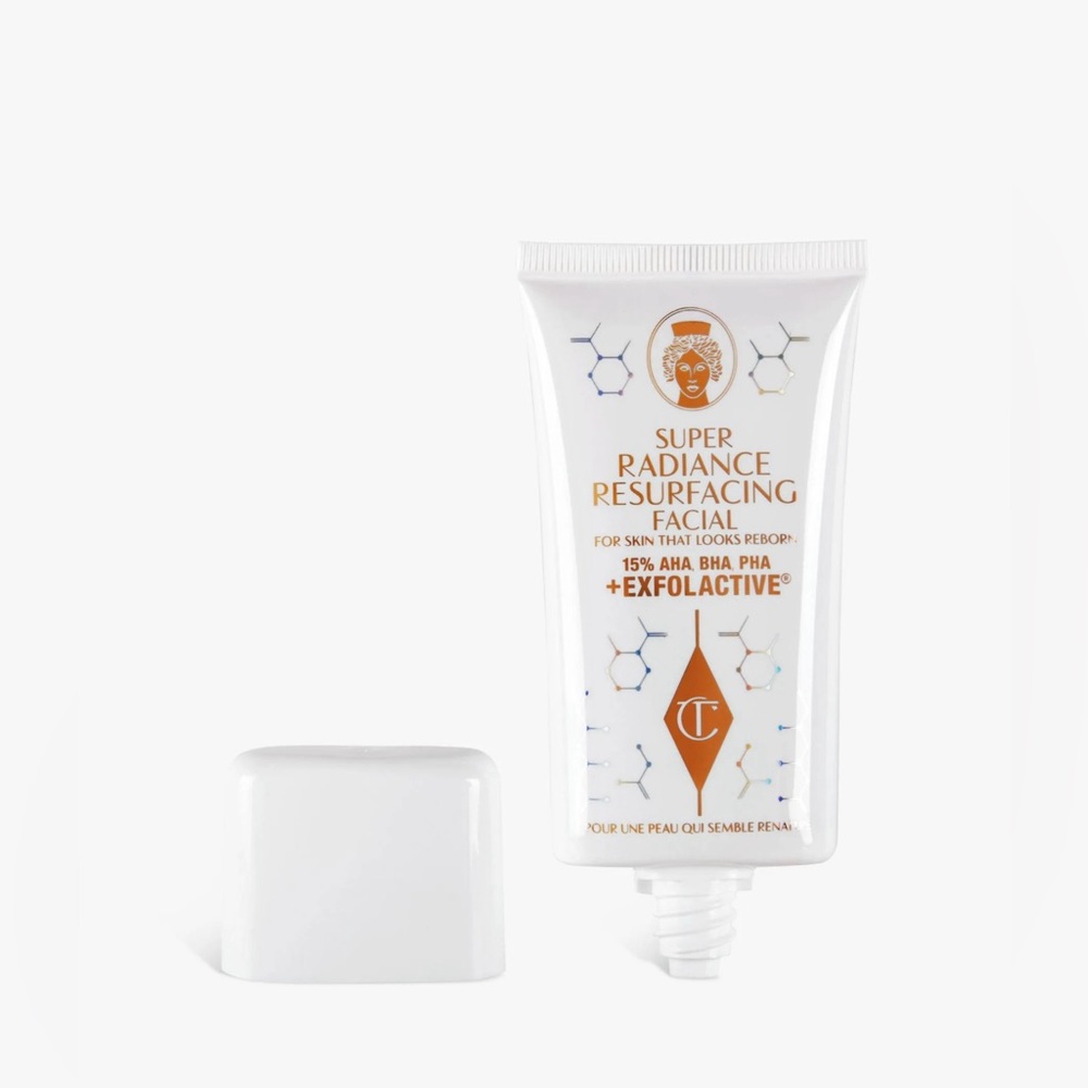 Charlotte Tilbury Super Radiance Resurfacing Facial - Picture 5 of 12